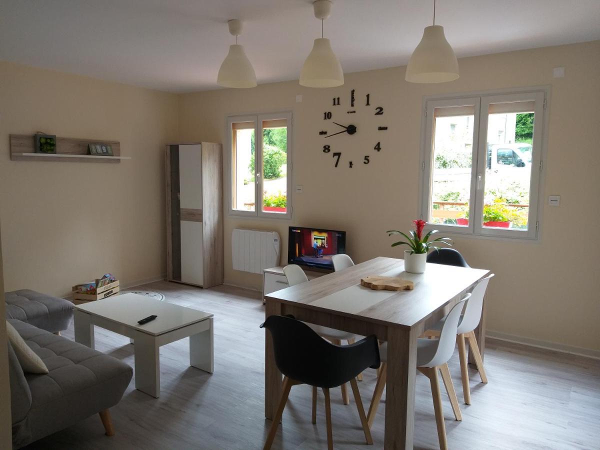 Location A.M.I Apartment Bellegarde-sur-Valserine Bagian luar foto
